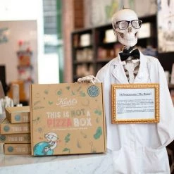 Kiehl's This Is Not A Pizza Box Cofanetto Trattamento Viso -Negozio online Frank Provost || Kiehl's Italia Kiehl s Cofanetti Trattamento Viso This Is Not A Pizza Box 2